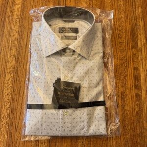 NWT ZODIAC Bassano men's dress shirt, paisley pattern, Trinity buttons 15.5